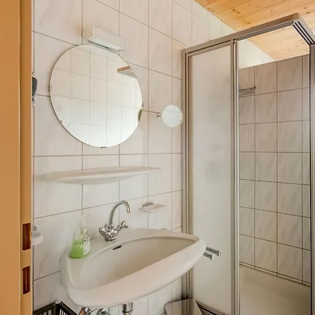 Apartment Wonderful In F Genberg With Balcony *