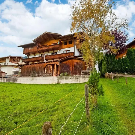 In Fuegenberg Near Lift Lägenhet